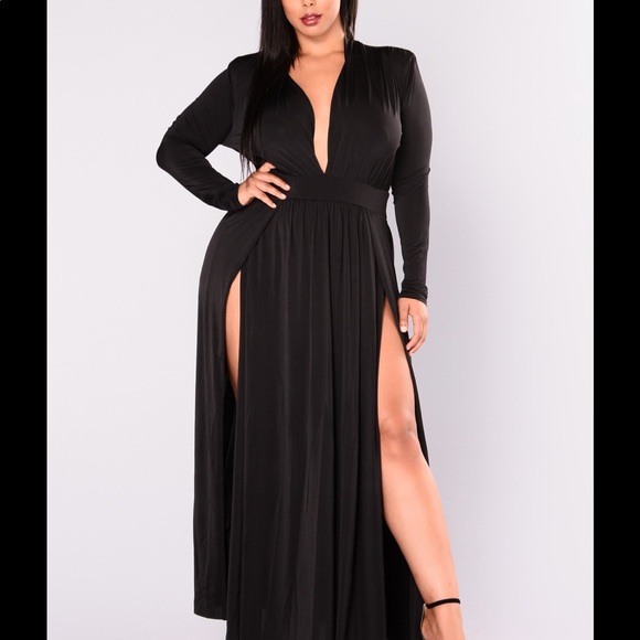 Fashion Nova Dresses & Skirts - Fashion Nova Spree Dress - Black